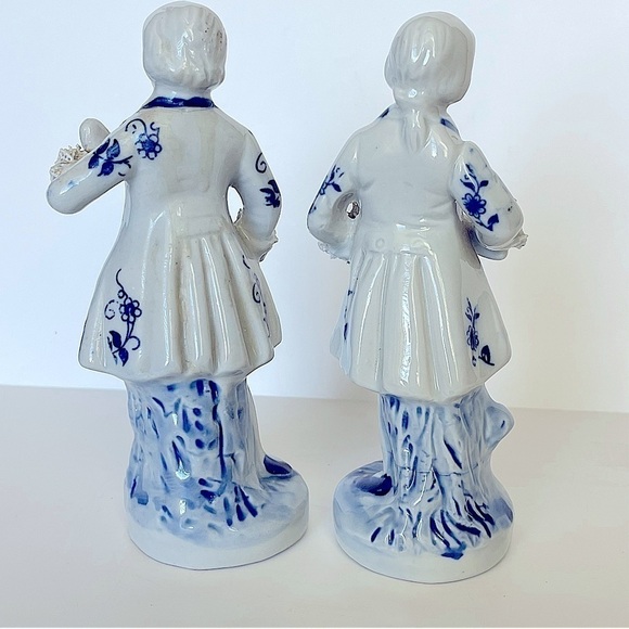 Porcelain Figures Colonial Victorian Men Blue White Gold Hand Painted Vintage - Picture 2 of 15